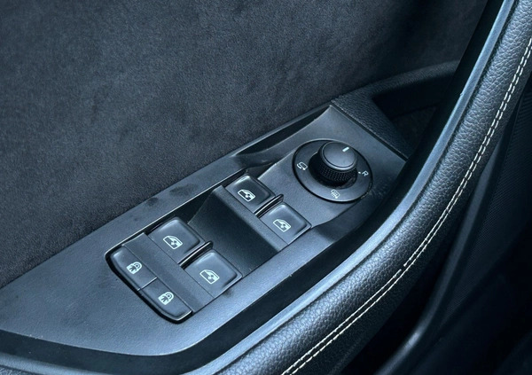 Skoda Superb cena 124900 przebieg: 152549, rok produkcji 2020 z Tarnogród małe 742